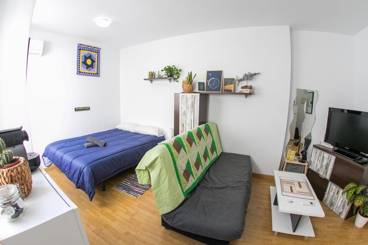 Estudio Cobertizo Appartamento Málaga Esterno foto