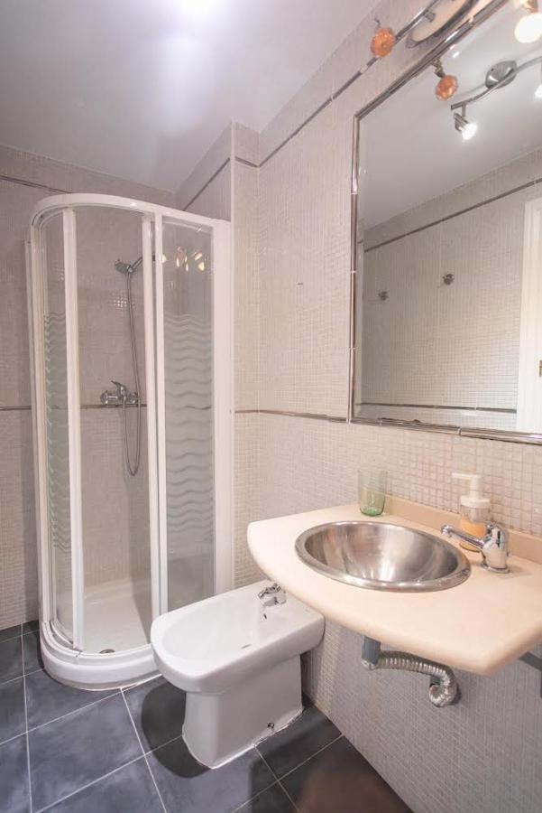 Estudio Cobertizo Appartamento Málaga Esterno foto